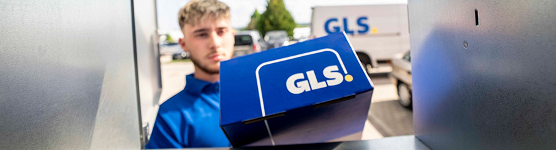 international parcel dispatch delivery to ParcelBox